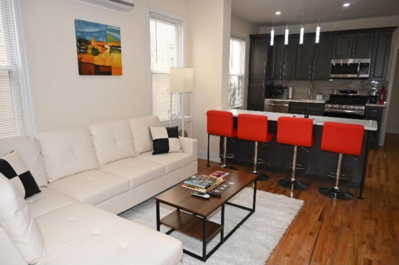Апартаменты Ooohlala! 2 Beds And 2 Full Baths W/Free Parking Ньюарк Экстерьер фото