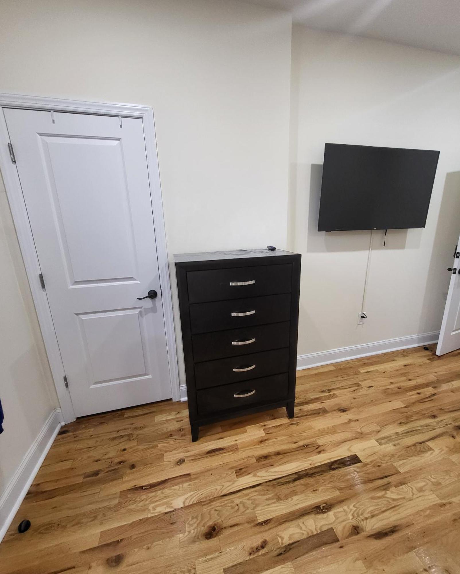 Апартаменты Ooohlala! 2 Beds And 2 Full Baths W/Free Parking Ньюарк Экстерьер фото